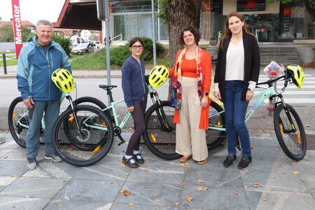 TEDEN MOBILNOSTI ZAKLJUČNA PRIREDITEV PRED KD 37 FOTO LJUBO VUKELIČ